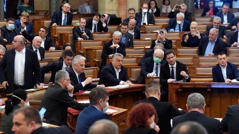 Elfogadta a védekezésről szóló törvényt a parlament (Magyarország)