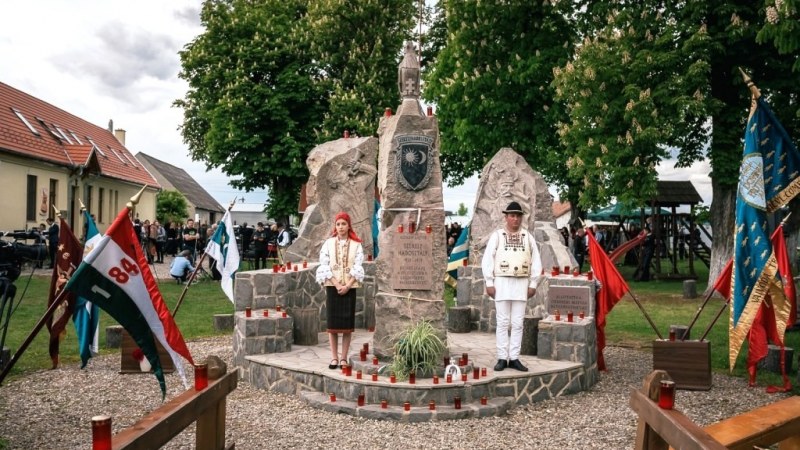 Trianonért szóltak a csíkszéki harangok