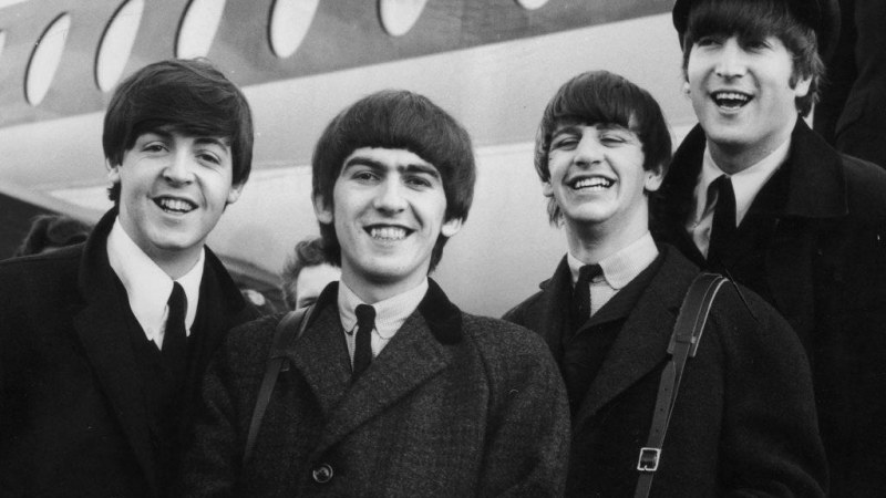 Húsz év óta az első hivatalos Beatles-könyv jelenik meg