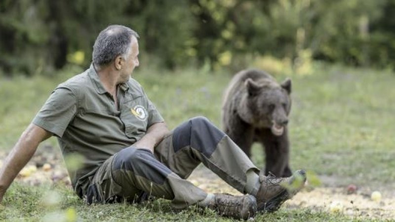 Milliárdosból lett székelyföldi medvepásztor