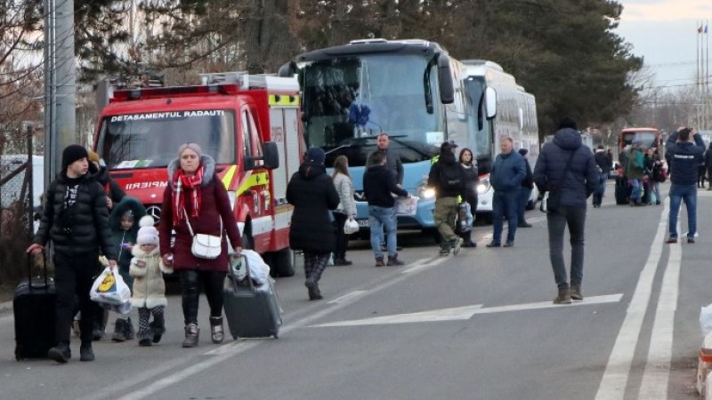 Határrendészet: csökkent vasárnap a Romániába érkezett ukrajnai menekültek száma